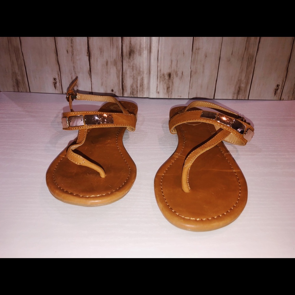 🖤🐂 Tan Sandals with Shiny Beads 🌿🐄